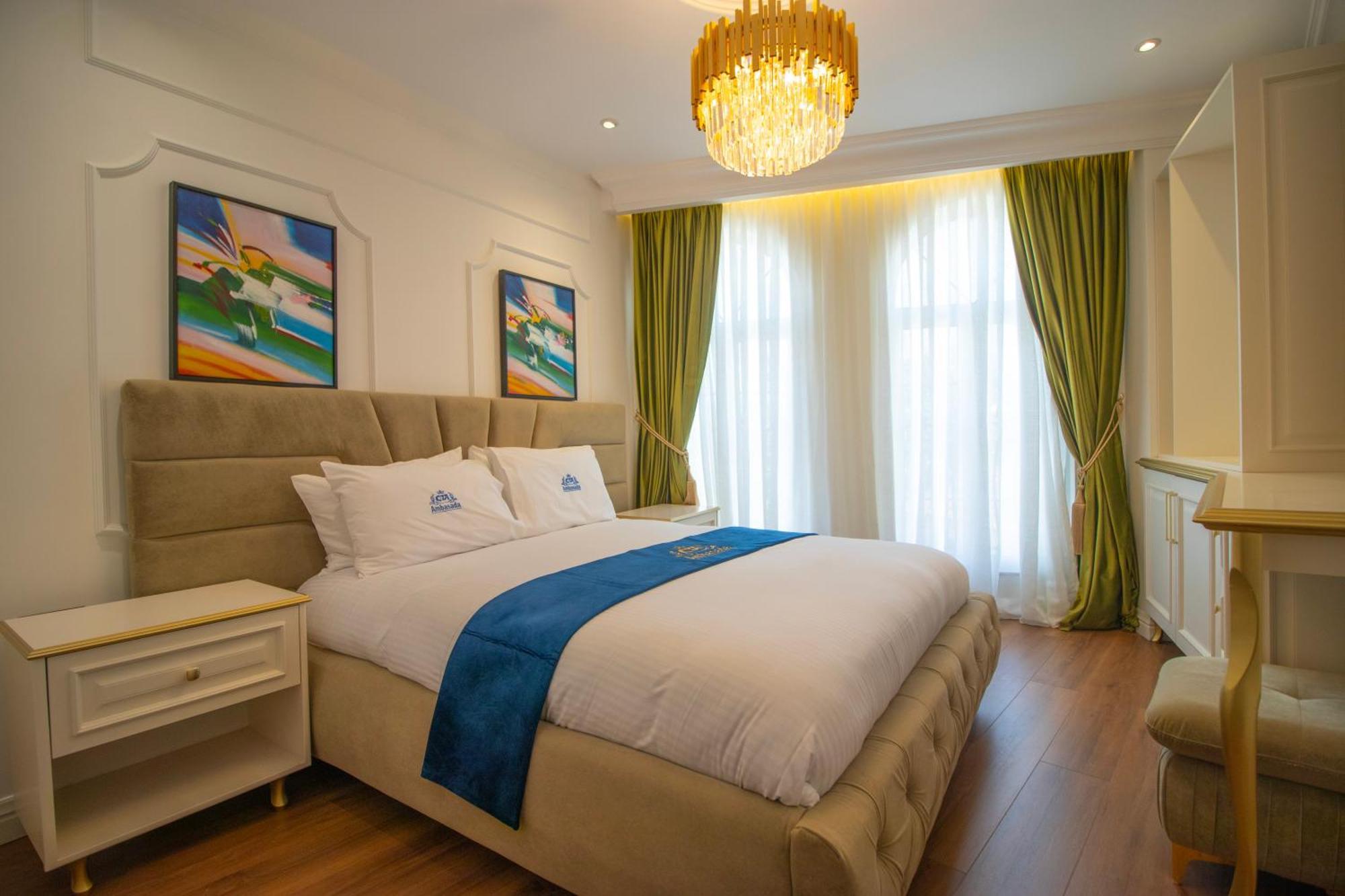 Hotel Ambasada Qta Patza-Kuqani Exteriér fotografie