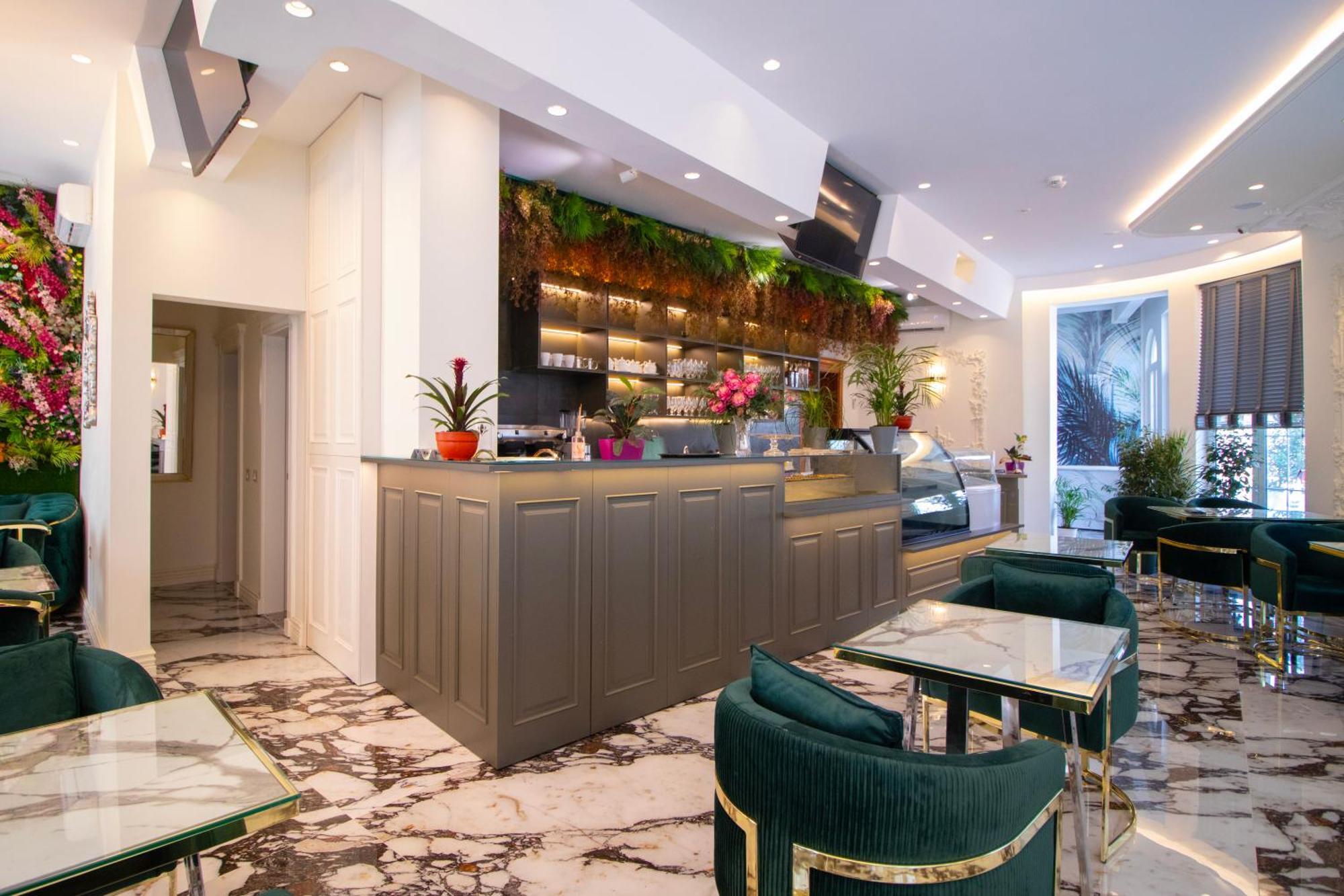Hotel Ambasada Qta Patza-Kuqani Exteriér fotografie