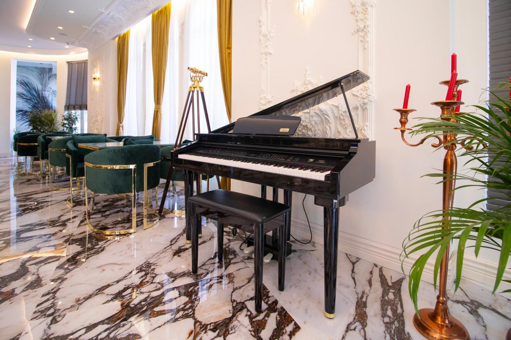 Hotel Ambasada Qta Patza-Kuqani Exteriér fotografie