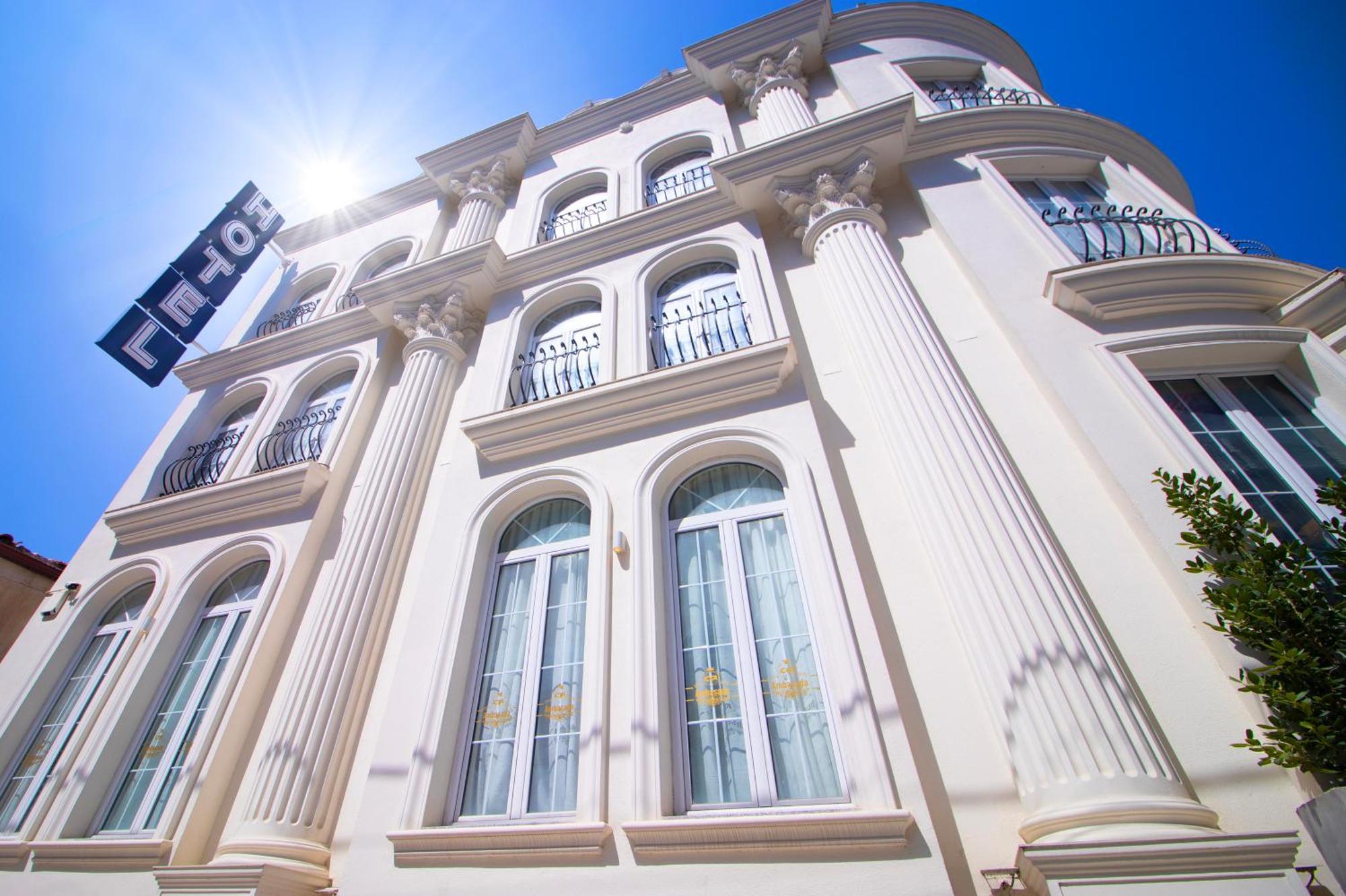 Hotel Ambasada Qta Patza-Kuqani Exteriér fotografie
