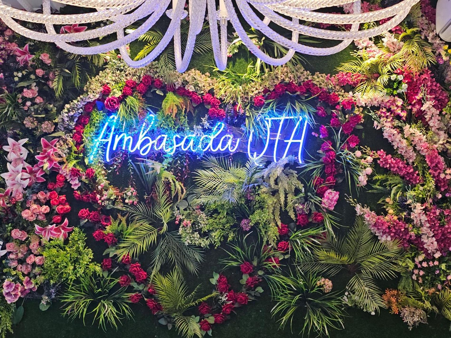 Hotel Ambasada Qta Patza-Kuqani Exteriér fotografie